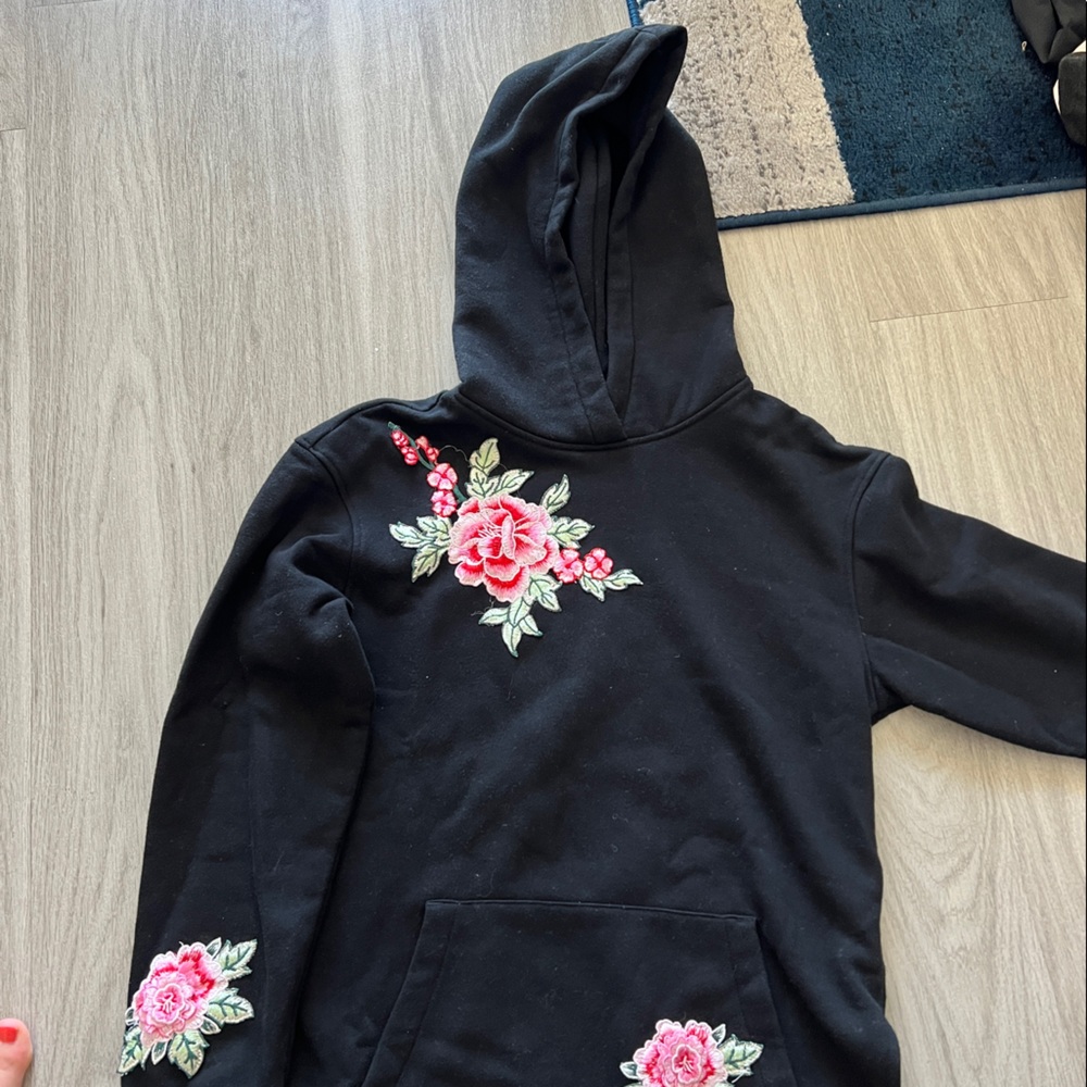New oversized black hoodie with floral print